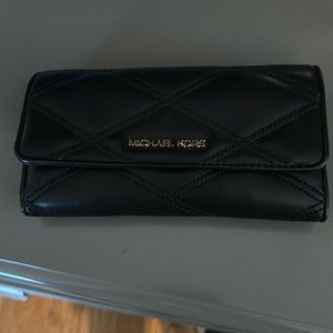 Black Michael Kors quilted pattern wallet